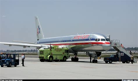 Boeing 757-223 - American Airlines | Aviation Photo #0355397 ...