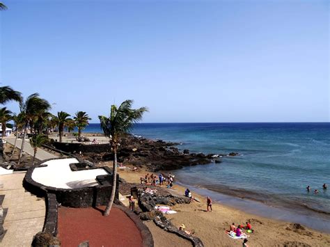 Playa Grande Beach Puerto del Carmen – Auszeit Lanzarote – Holidays on ...