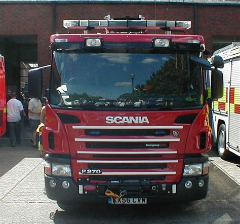 Fire Engines Photos - Buckinghamshire's New Rescue Pump