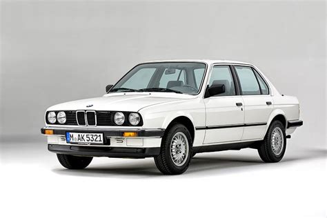 BMW E30型3シリーズを普段使いする｜新車試乗記 - 自動車（高級車・スポーツカー）｜GQ JAPAN