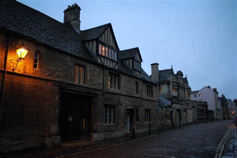 Oxford: Official “Haunted Oxford” Ghost Tour | GetYourGuide