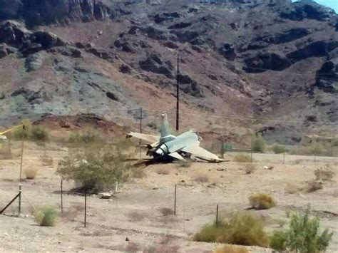 F-16 Attempting Emergency Landing At Lake Havasu, Arizona, Departs ...