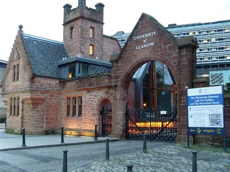 Archway to Hunterian Museum and Art... © Stephen Sweeney :: Geograph ...