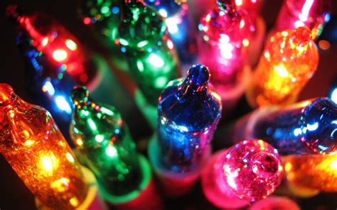 colorful-christmas-lights-widescreen-wallpapers-in-hd-free-download 2 ...