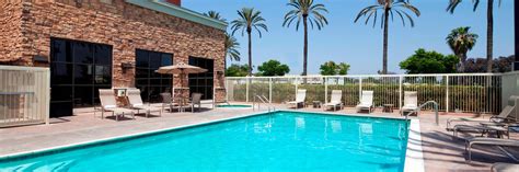 Anaheim: Get 1,500 bonus points per night in Garden Grove, California ...