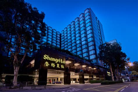 Kowloon Shangri-La, Hong Kong’s Family Package – Count Ocram