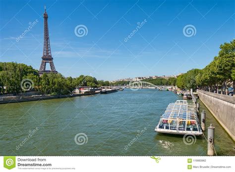 Bateau Mouche on the Seine River with Eiffel Tower in the Background Editorial Photography ...