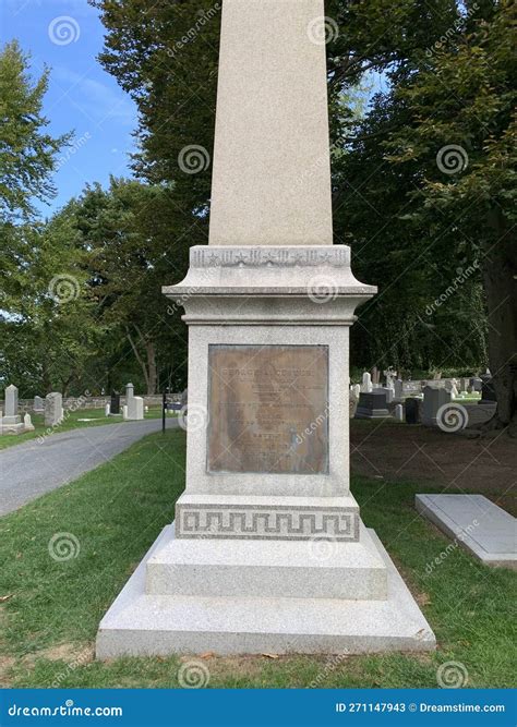 Memorial Monument To General George Custer Editorial Stock Photo - Image of statue, plant: 271147943