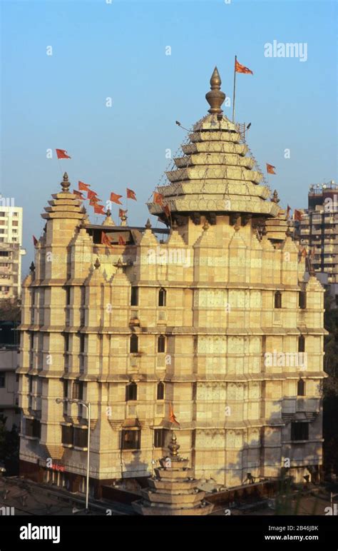 Mumbai siddhivinayak_temple hi-res stock photography and images - Alamy