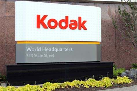 Kodak to make drug ingredients with $765 million federal loan