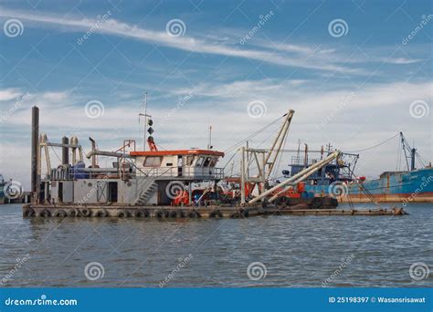 Dredger ship stock image. Image of industry, large, ship - 25198397