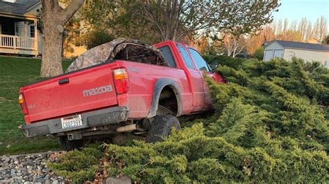 West Richland, WA, road rage ends with crash, say police | Tri-City Herald