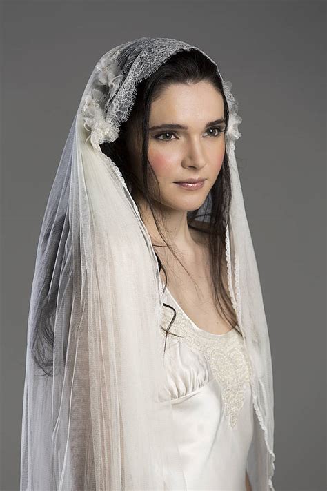 aurora chantilly lace silk wedding veil by lovebysusie ...