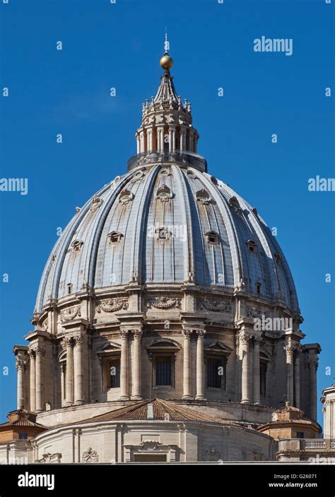 St Peter's Rome (Basilica of San Pietro) The dome by Michelangelo ...