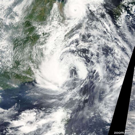 Typhoon Saola 2012 | Zoom Earth