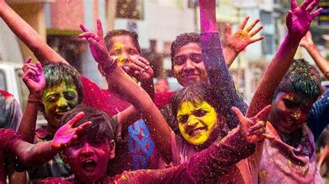 Is Holi on March 24 or March 25? Know correct date, timing, history ...