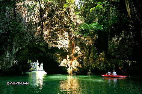 Kayaking in Phang Nga Bay - PHUKET 101