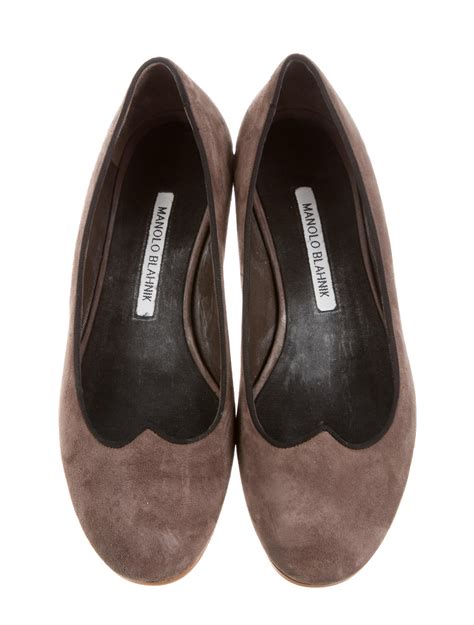 Manolo Blahnik Flats - Shoes - MOO40330 | The RealReal