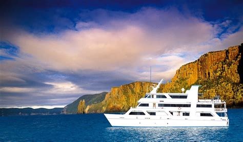 Uniquely Australia on Twitter: "5 reasons you should cruise Tasmania from @AustTraveller ...