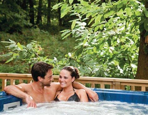 Luxury Lodges in Sherwood Forest with Hot Tubs (From £69 Per Night)