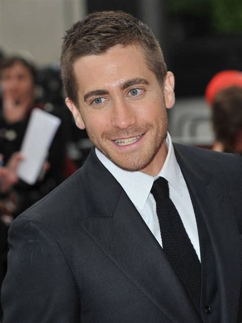 Jake gyllenhaal, Jake, Suit and tie