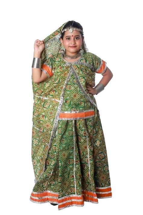 Green And Red Uttar Pradesh Kajari Folk Dance Fancy Dress Costume For ...