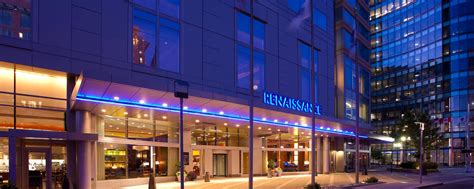 Boston Hotel Near South Station | Renaissance Boston Waterfront Hotel