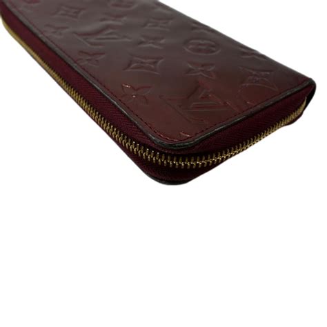 LOUIS VUITTON Monogram Vernis Zippy Wallet Amarante