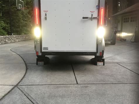 Optronics LED Trailer Utility Light - Submersible - 10 Diodes - Oval ...