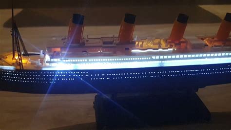 1/700 TITANIC MODEL KIT WITH LED LIGHTS PLUS ORIGINAL SOUND OF WHISTLE ...