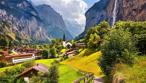 Lauterbrunnen Travel Guide | Lauterbrunnen Tourism - KAYAK