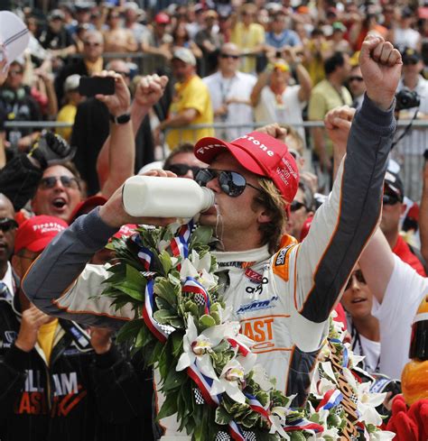 Dan Wheldon wins Indy 500 as Hildebrand crashes on final turn - al.com