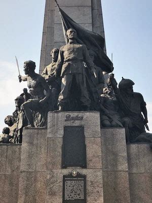 Andres Bonifacio and His Monument in Caloocan City - Expressions