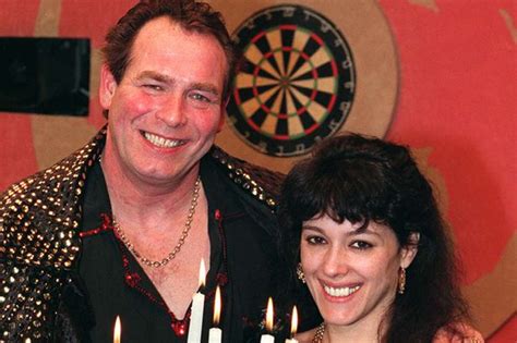 Bobby George slams 'ridiculous' ban on darts walk-on girls - he married one - Mirror Online