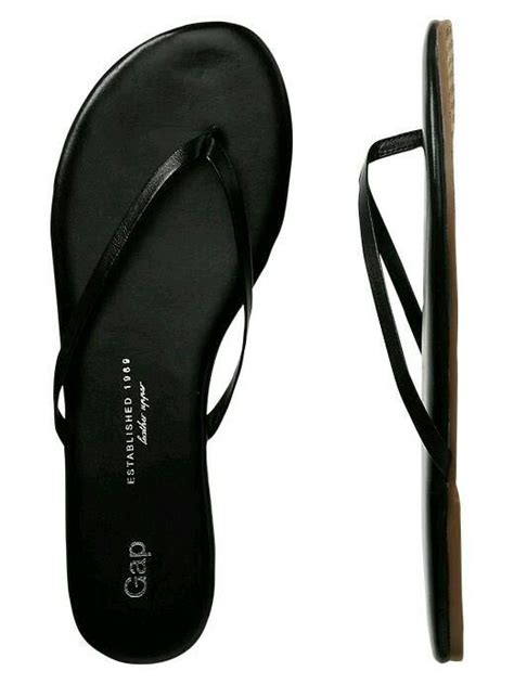 Pin by Zarah on black | Black leather flip flops, Leather flip flops, Flip flop sandals