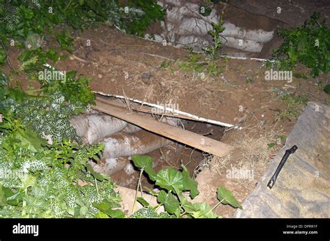 Jan 08, 2009 - Gaza City, Gaza Strip - Tunnels prepared for kidnapping Israeli soldiers that ...