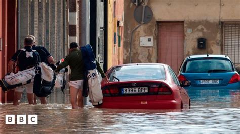 Major flooding hits Spain - BBC Newsround