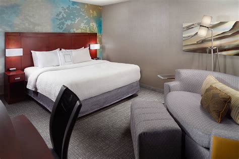 COURTYARD BY MARRIOTT ATLANTA BUCKHEAD $112 ($̶1̶2̶4̶) - Updated 2022 ...