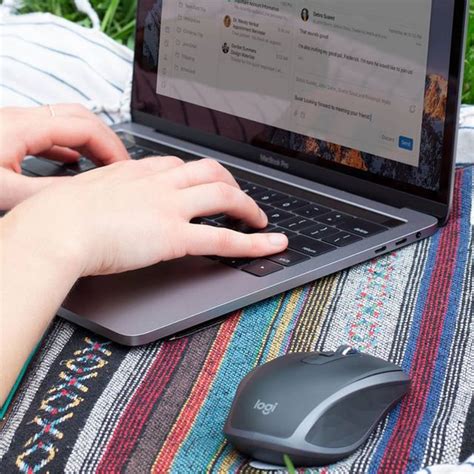 20+ Best Laptop Accessories & Gadgets for 2019