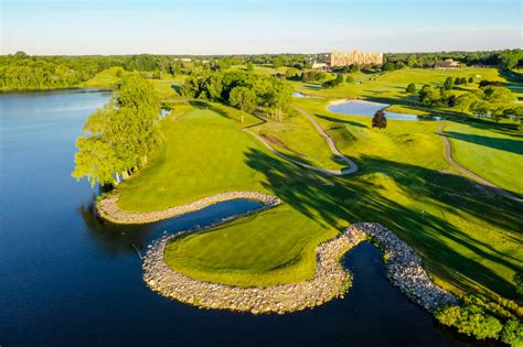 Golf Ypsilanti Ann Arbor Resort just west of Detroit Metro Airport.