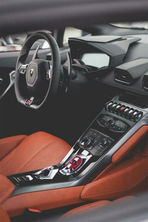 Lamborghini Huracan Interior