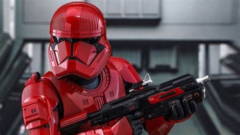 Daily Podcast: What Do Sith Troopers Mean For Rise Of Skywalker? Evil ...