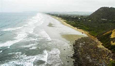 Best Beaches and Towns in Ecuador: Which is Best for You?