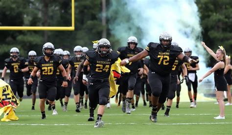 Manteo, North Carolina school chose to keep Redskins mascot | Durham Herald Sun