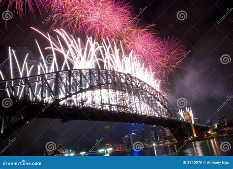 Sydney Harbour Bridge New Year Fireworks Stock Photo - Image of ...