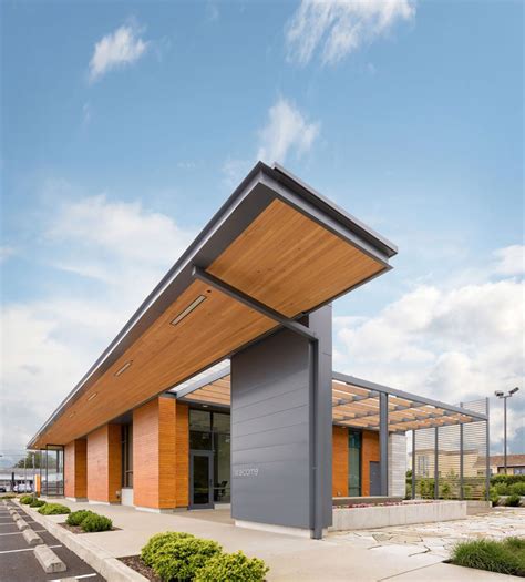 Umpqua Bank - Exterior - modlar.com | Architecture, Banks building, Exterior