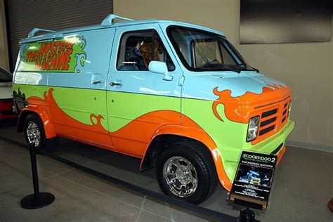 The Mystery Machine from Scooby Doo- 70's vintage Chevy van | I remember | Chevy van, Mystery ...