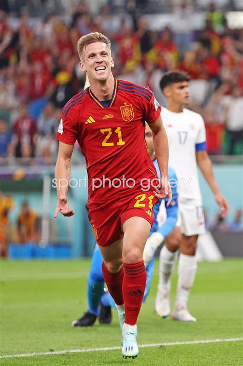 Dani Olmo Spain scores v Costa Rica Group E World Cup 2022 Images ...