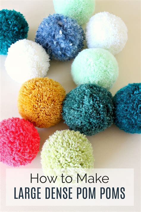 DIY Pom Poms in 2020 | Pom pom crafts, Yarn diy, Pom pom tutorial