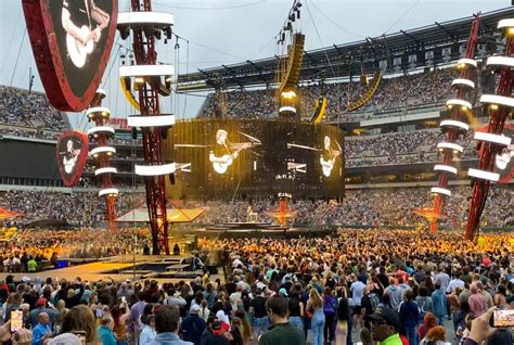 Ed Sheeran won Philadelphia: Record attendance and cheesesteaks at Philips